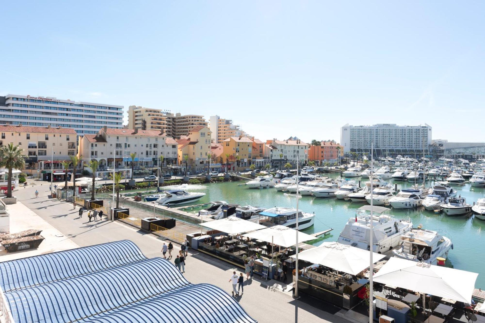 Marina Club - Sea Front - *